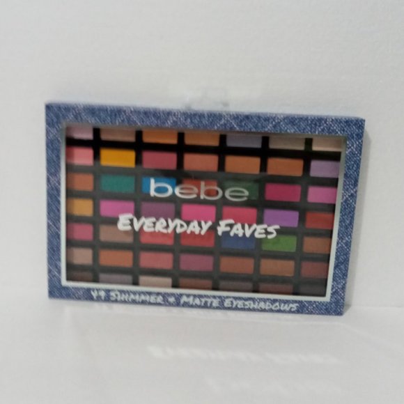 EYESHADOWS bebe  49 SHIMMER AND MATTE EYESHADOWS.  MULTICOLOR - Picture 2 of 4